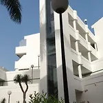 New Deluxe Sunny Villa *