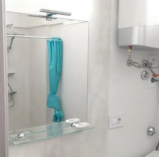 New Deluxe Sunny * אדחה